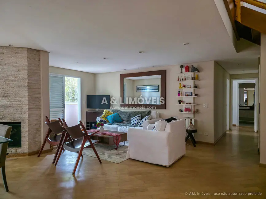 Foto 1 de Apartamento com 4 quartos à venda, 229m2 em Campos Do Jordao - SP