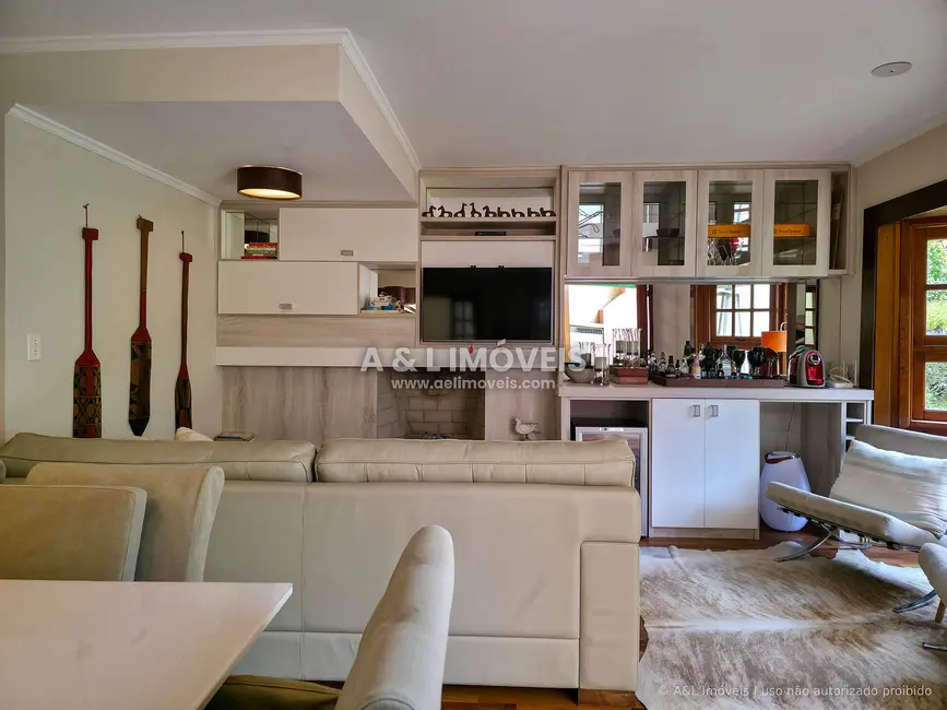 Casa de Condomínio com 4 quartos à venda, 161m2 em Campos Do Jordao - SP - imagem 7 Foto 7 de Casa de Condomínio com 4 quartos à venda, 161m2 em Campos Do Jordao - SP
