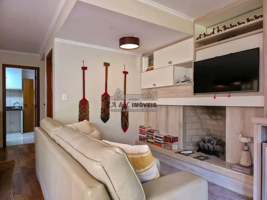 Foto 6 de Casa de Condomínio com 4 quartos à venda, 161m2 em Campos Do Jordao - SP