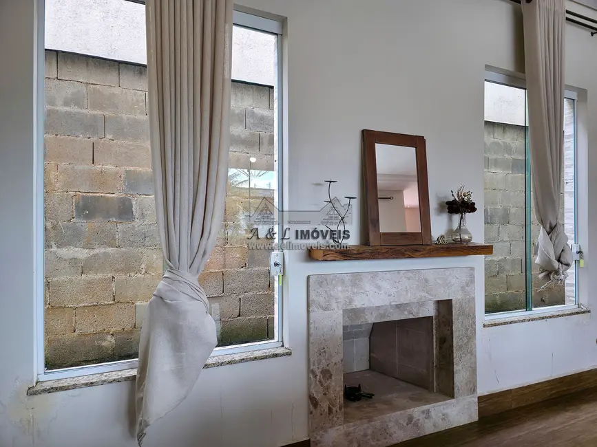 Foto 9 de Casa com 5 quartos à venda, 313m2 em Tremembe - SP