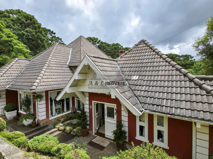 Foto 2 de Pousada com 8 quartos à venda, 297m2 em Campos Do Jordao - SP