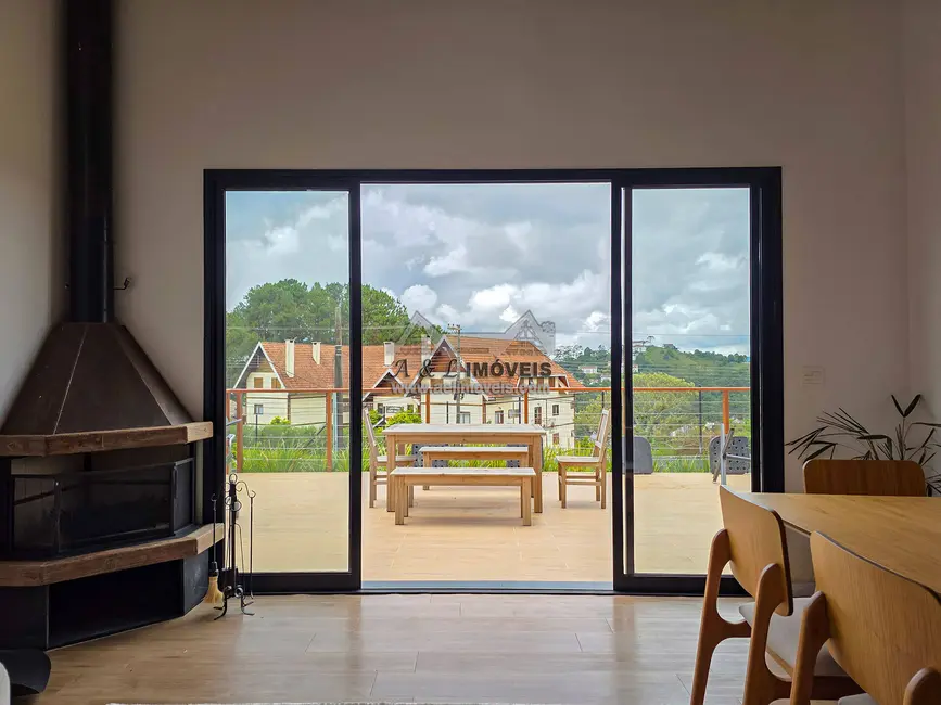 Foto 9 de Casa de Condomínio com 4 quartos à venda, 254m2 em Campos Do Jordao - SP