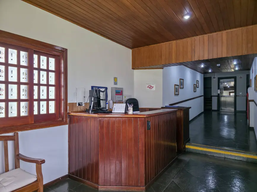 Foto 3 de Apartamento com 2 quartos à venda, 75m2 em Campos Do Jordao - SP