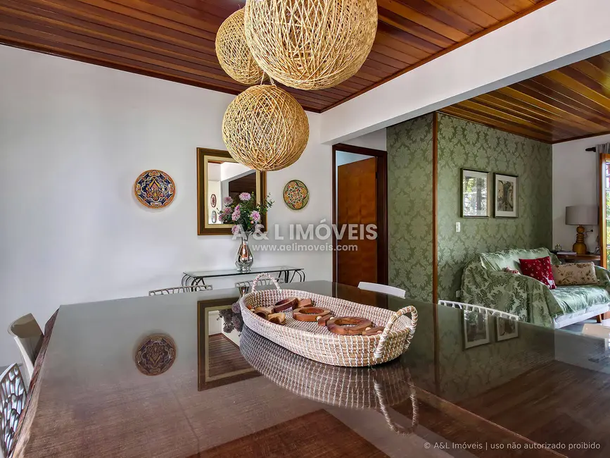 Foto 5 de Apartamento com 3 quartos à venda, 106m2 em Campos Do Jordao - SP