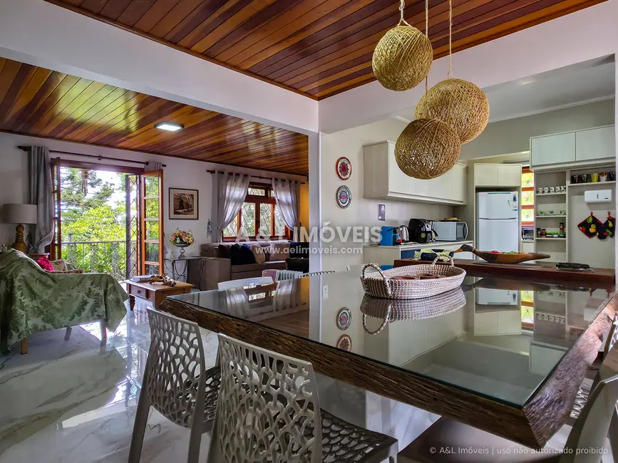 Foto 2 de Apartamento com 3 quartos à venda, 106m2 em Campos Do Jordao - SP