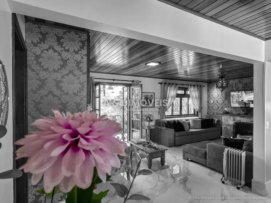 Foto 3 de Apartamento com 3 quartos à venda, 106m2 em Campos Do Jordao - SP