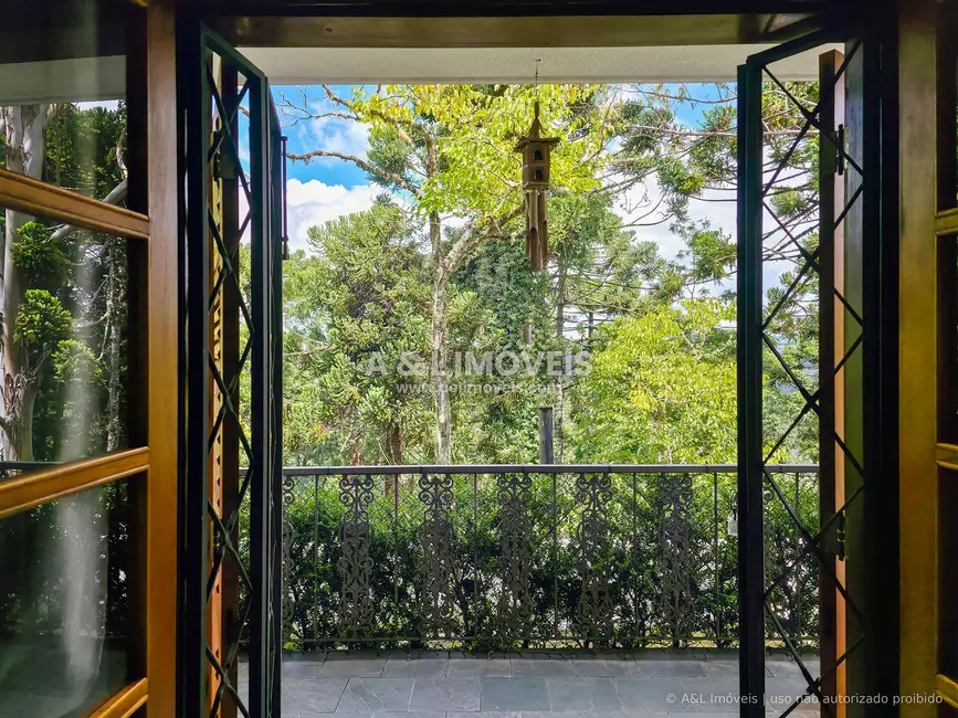 Foto 7 de Apartamento com 3 quartos à venda, 106m2 em Campos Do Jordao - SP