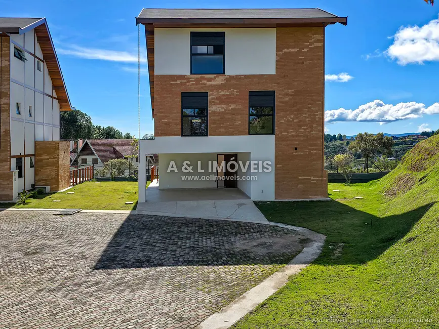 Foto 1 de Casa de Condomínio com 4 quartos à venda, 254m2 em Campos Do Jordao - SP