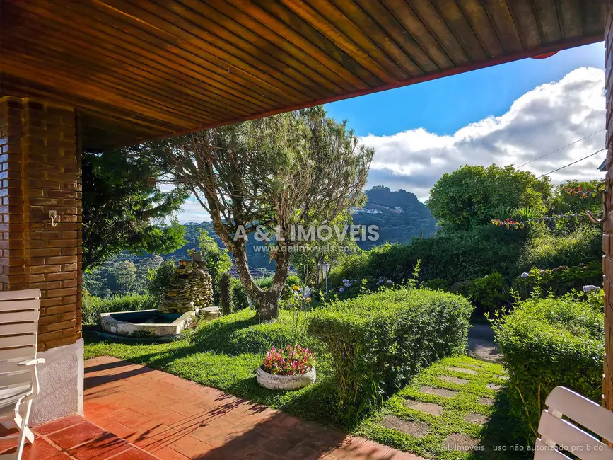 Casa com 4 quartos à venda, 279m2 em Campos Do Jordao - SP - imagem 7 Foto 7 de Casa com 4 quartos à venda, 279m2 em Campos Do Jordao - SP