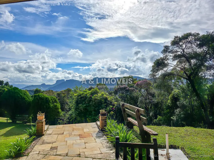 Foto 1 de Casa de Condomínio com 4 quartos à venda, 357m2 em Campos Do Jordao - SP
