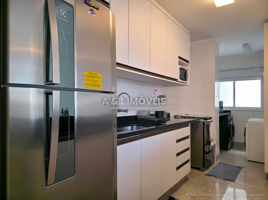 Apartamento com 3 quartos à venda, 88m2 em Campos Do Jordao - SP - imagem 3 Foto 3 de Apartamento com 3 quartos à venda, 88m2 em Campos Do Jordao - SP