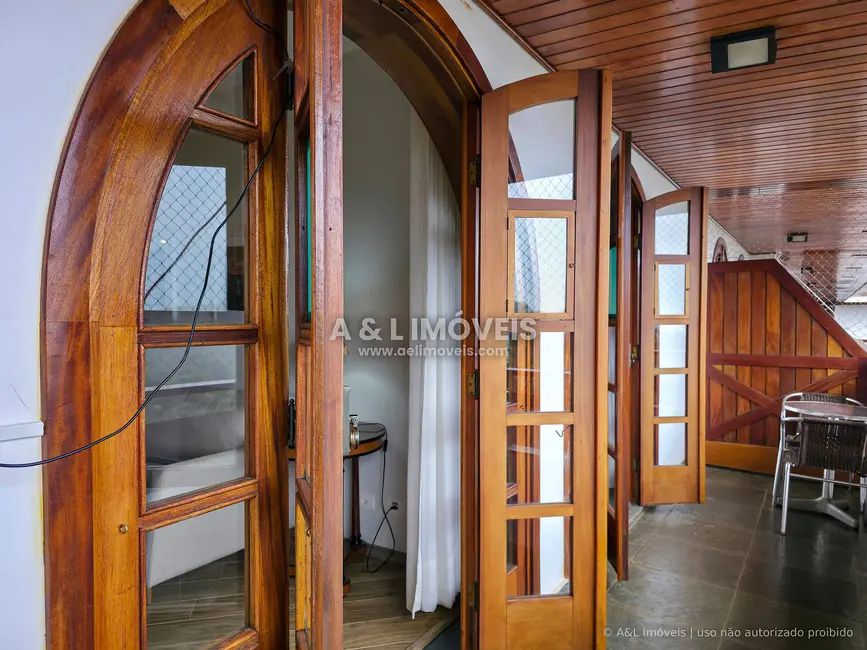Foto 8 de Apartamento com 3 quartos à venda, 101m2 em Campos Do Jordao - SP