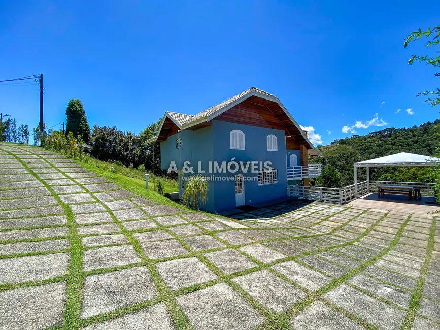 Casa de Condomínio com 5 quartos à venda, 225m2 em Campos Do Jordao - SP - imagem 1 Foto 1 de Casa de Condomínio com 5 quartos à venda, 225m2 em Campos Do Jordao - SP