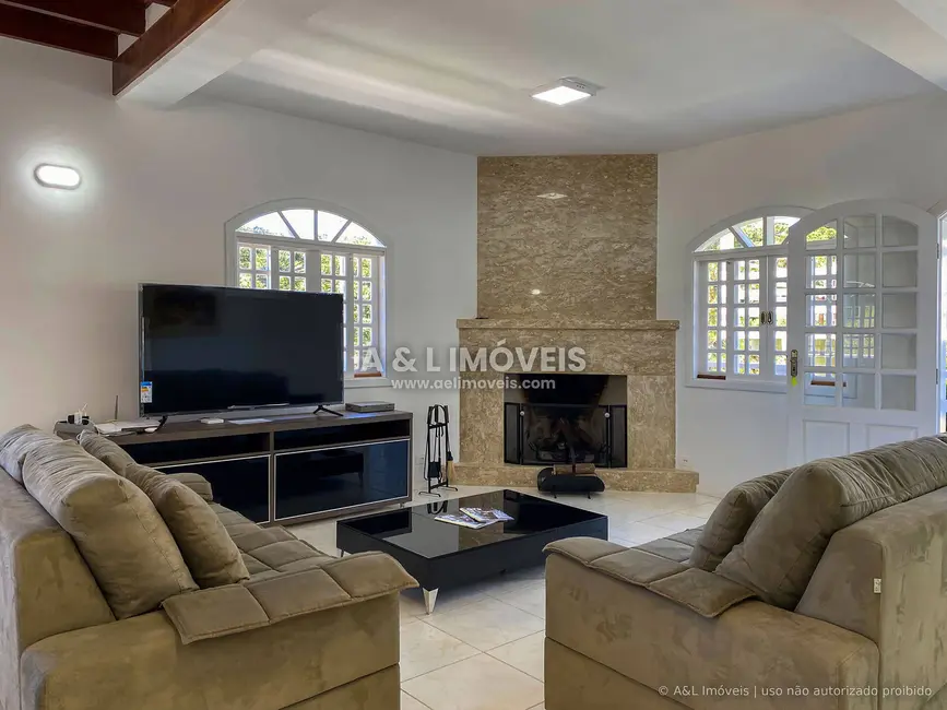 Casa de Condomínio com 5 quartos à venda, 225m2 em Campos Do Jordao - SP - imagem 7 Foto 7 de Casa de Condomínio com 5 quartos à venda, 225m2 em Campos Do Jordao - SP