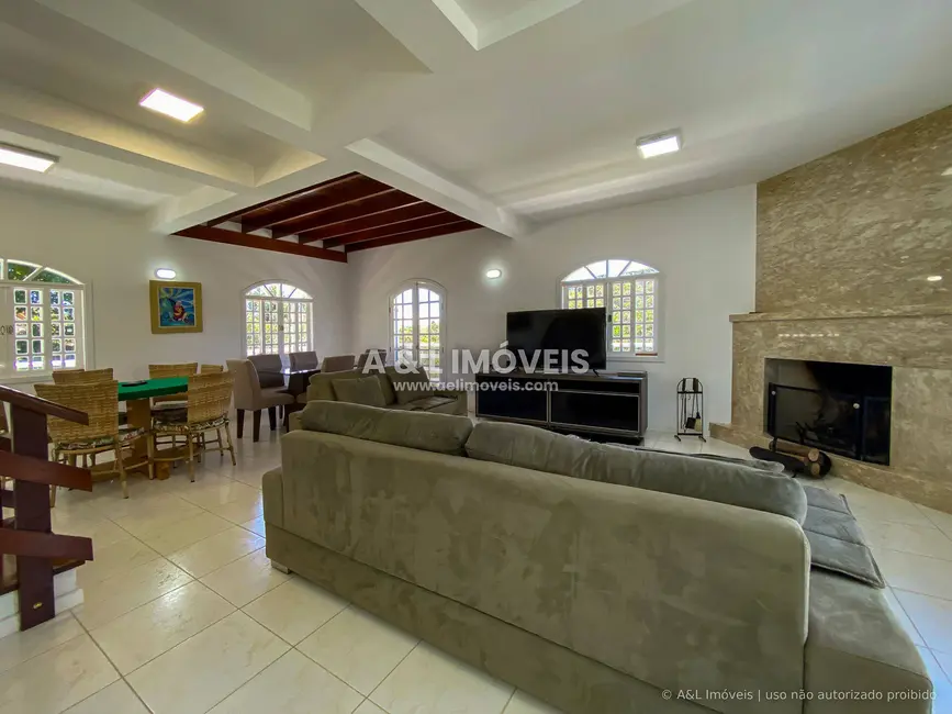 Casa de Condomínio com 5 quartos à venda, 225m2 em Campos Do Jordao - SP - imagem 5 Foto 5 de Casa de Condomínio com 5 quartos à venda, 225m2 em Campos Do Jordao - SP