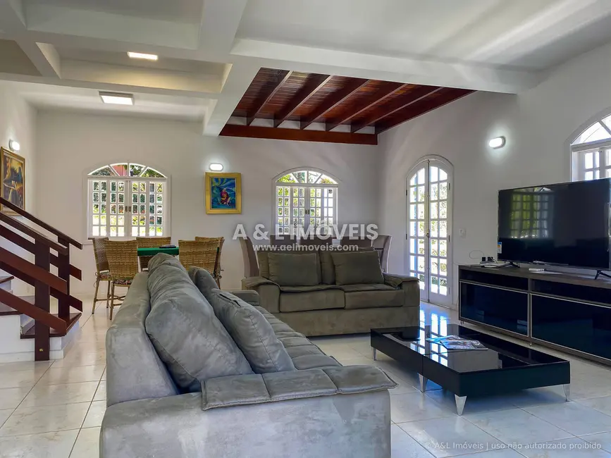Casa de Condomínio com 5 quartos à venda, 225m2 em Campos Do Jordao - SP - imagem 4 Foto 4 de Casa de Condomínio com 5 quartos à venda, 225m2 em Campos Do Jordao - SP