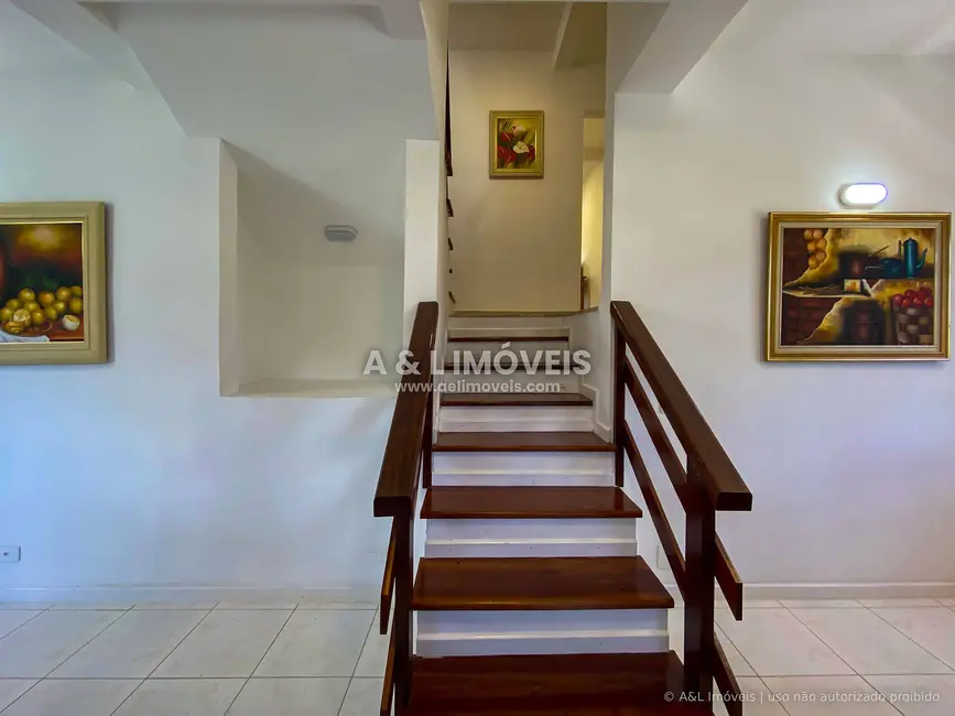 Casa de Condomínio com 5 quartos à venda, 225m2 em Campos Do Jordao - SP - imagem 8 Foto 8 de Casa de Condomínio com 5 quartos à venda, 225m2 em Campos Do Jordao - SP