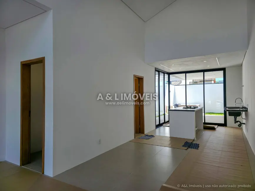 Foto 4 de Casa de Condomínio com 3 quartos à venda, 165m2 em Tremembe - SP