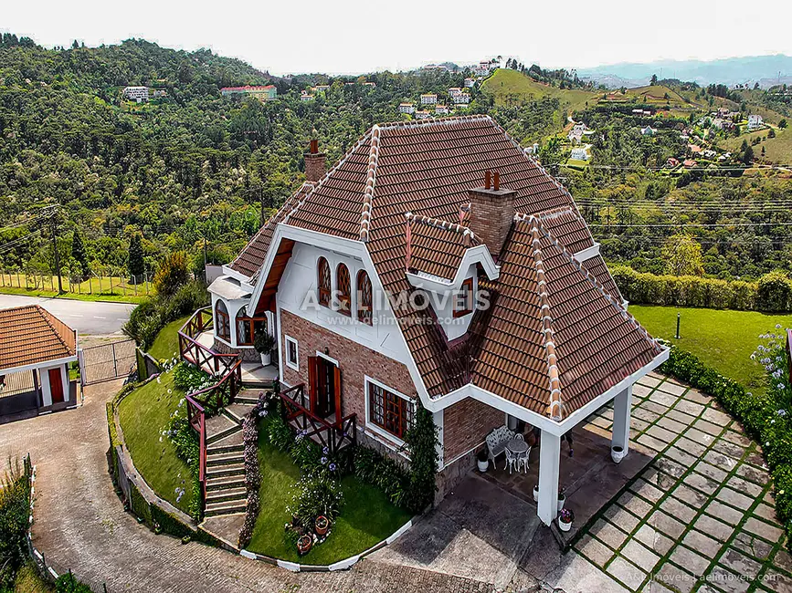 Foto 1 de Casa de Condomínio com 4 quartos à venda, 349m2 em Campos Do Jordao - SP