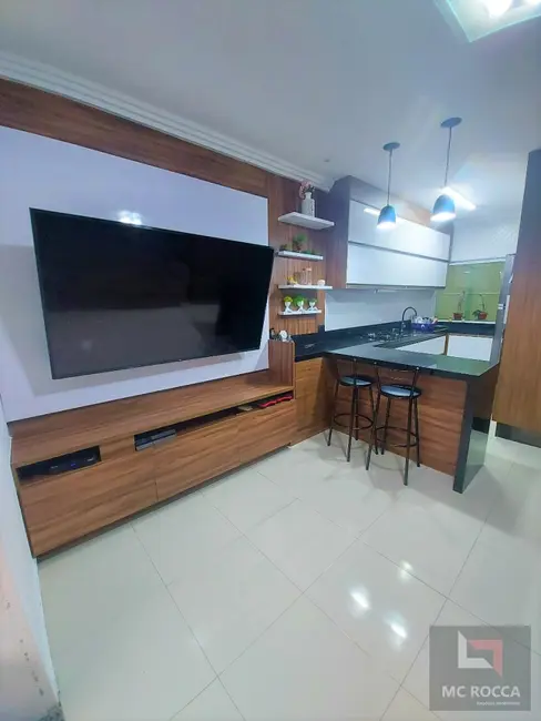 Foto 1 de Sobrado com 2 quartos à venda, 115m2 em Vila Humaitá, Santo Andre - SP