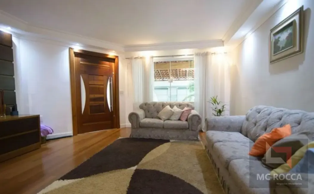 Foto 5 de Sobrado com 4 quartos à venda, 243m2 em Parque São Vicente, Maua - SP