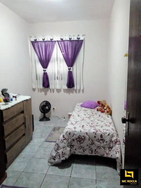 Sobrado com 3 quartos à venda, 235m2 em Parque Gerassi, Santo Andre - SP - imagem 7 Foto 7 de Sobrado com 3 quartos à venda, 235m2 em Parque Gerassi, Santo Andre - SP