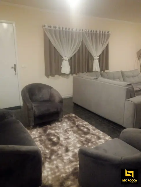 Sobrado com 3 quartos à venda, 235m2 em Parque Gerassi, Santo Andre - SP - imagem 3 Foto 3 de Sobrado com 3 quartos à venda, 235m2 em Parque Gerassi, Santo Andre - SP