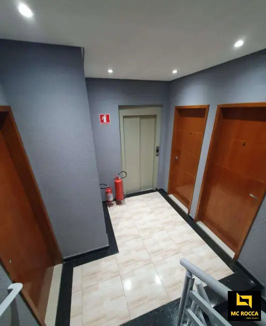 Foto 2 de Apartamento com 2 quartos à venda, 40m2 em Jardim Guarará, Santo Andre - SP