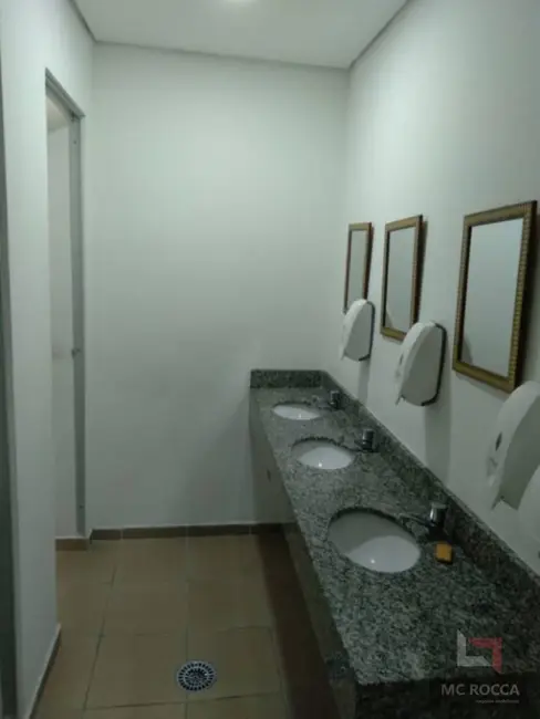 Loja para alugar, 700m2 em Vila Nogueira, Diadema - SP - imagem 8 Foto 8 de Loja para alugar, 700m2 em Vila Nogueira, Diadema - SP