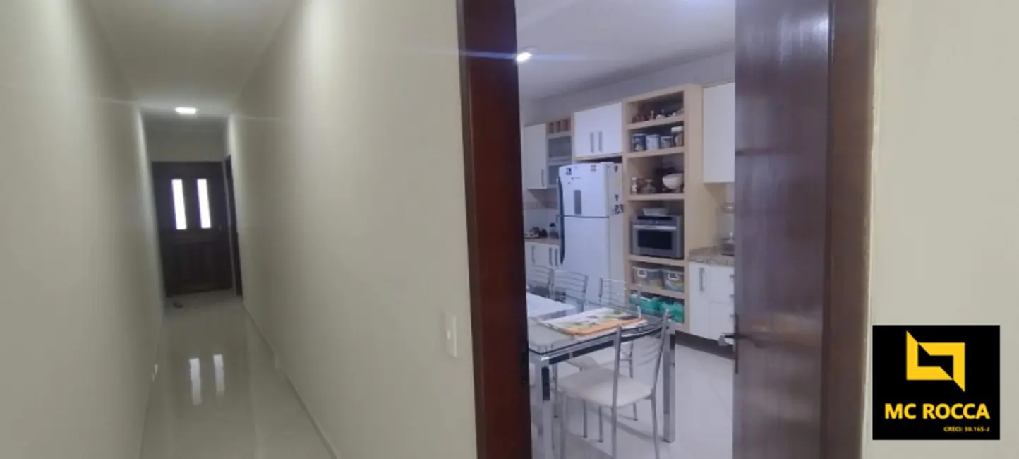 Foto 5 de Sobrado com 3 quartos à venda, 224m2 em Vila Guarani, Santo Andre - SP