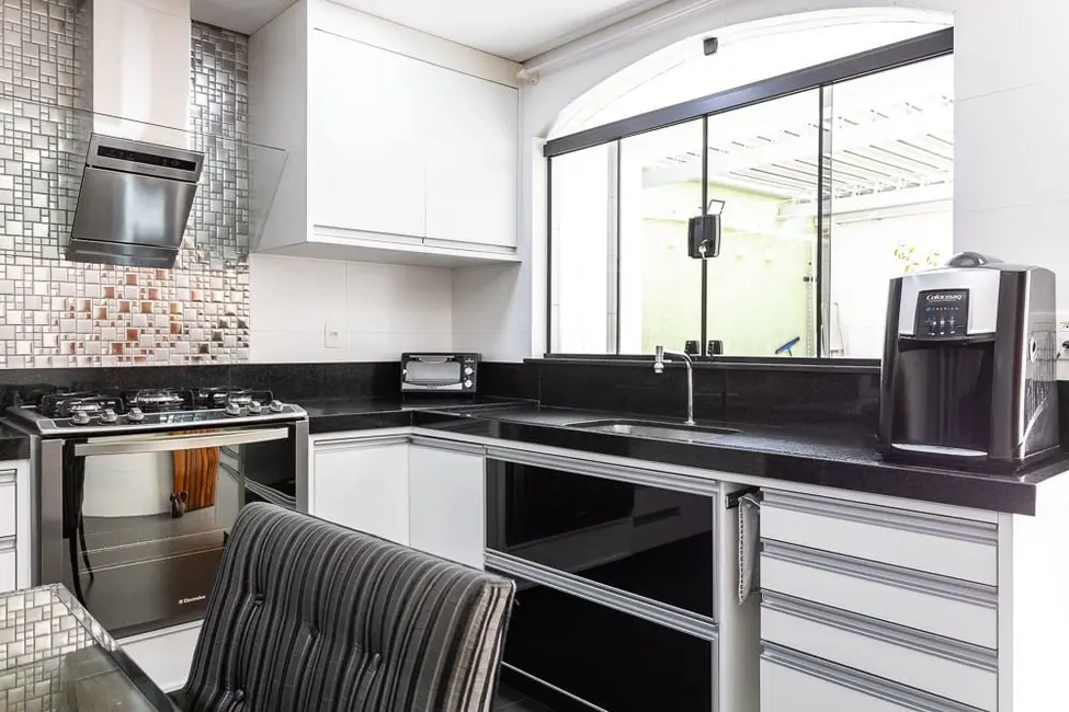 Casa com 3 quartos à venda, 203m2 em Parque Erasmo Assunção, Santo Andre - SP - imagem 6 Foto 6 de Casa com 3 quartos à venda, 203m2 em Parque Erasmo Assunção, Santo Andre - SP