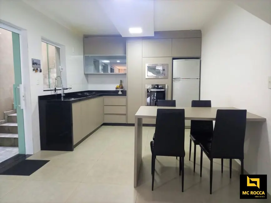 Foto 5 de Sobrado com 2 quartos à venda, 200m2 em Vila Sacadura Cabral, Santo Andre - SP