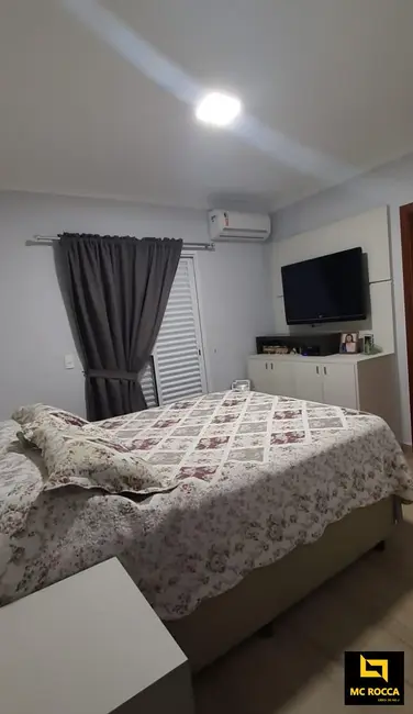 Foto 4 de Sobrado com 3 quartos à venda, 210m2 em Parque Terra Nova II, Sao Bernardo Do Campo - SP