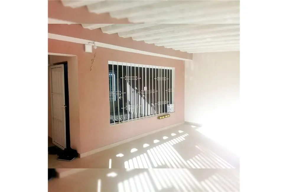 Foto 2 de Casa com 3 quartos à venda, 220m2 em Jardim Cristiane, Santo Andre - SP