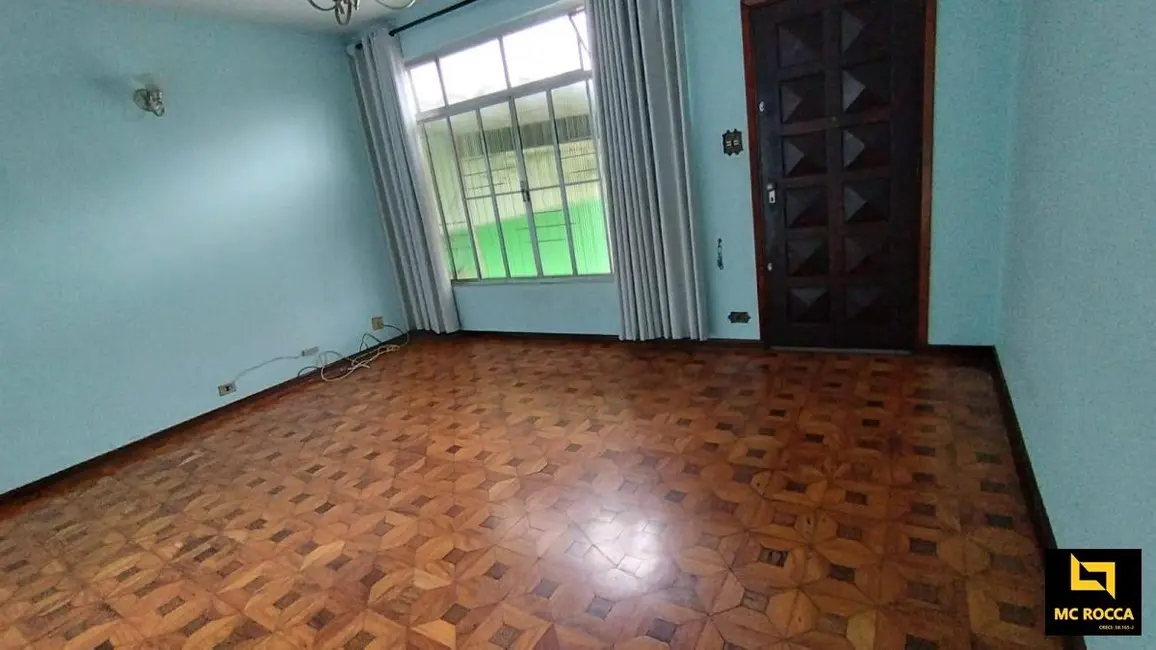 Sobrado com 3 quartos para alugar, 235m2 em Vila Alzira, Santo Andre - SP - imagem 6 Foto 6 de Sobrado com 3 quartos para alugar, 235m2 em Vila Alzira, Santo Andre - SP