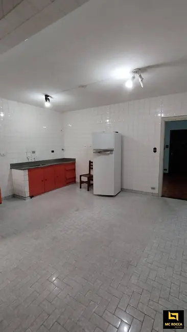 Sobrado com 3 quartos para alugar, 235m2 em Vila Alzira, Santo Andre - SP - imagem 9 Foto 9 de Sobrado com 3 quartos para alugar, 235m2 em Vila Alzira, Santo Andre - SP