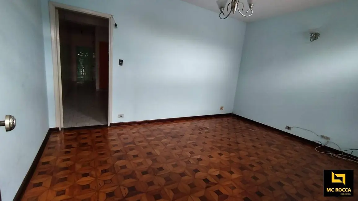 Sobrado com 3 quartos para alugar, 235m2 em Vila Alzira, Santo Andre - SP - imagem 7 Foto 7 de Sobrado com 3 quartos para alugar, 235m2 em Vila Alzira, Santo Andre - SP