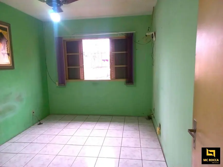 Foto 5 de Sobrado com 2 quartos à venda, 140m2 em Parque São Vicente, Maua - SP