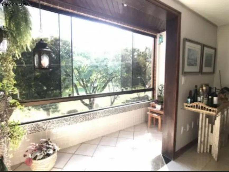 Foto 3 de Apartamento com 4 quartos à venda, 175m2 em Jardim Itu, Porto Alegre - RS