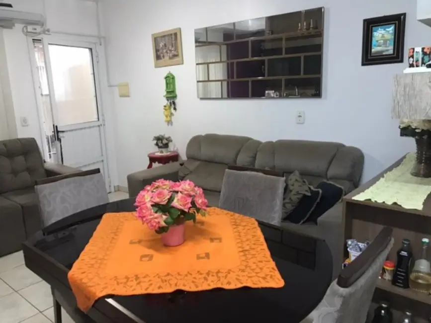 Foto 2 de Casa com 3 quartos à venda, 63m2 em Nossa Senhora das Graças, Caxias Do Sul - RS