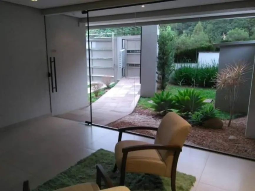 Foto 3 de Apartamento com 2 quartos à venda, 61m2 em Caxias Do Sul - RS