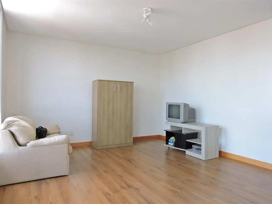 Foto 7 de Apartamento com 3 quartos à venda, 248m2 em Centro, Caxias Do Sul - RS