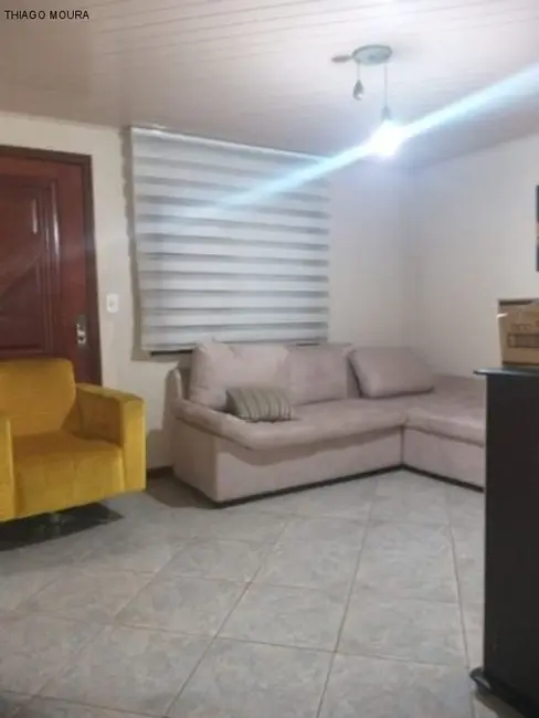 Foto 2 de Casa com 2 quartos à venda, 90m2 em Rubem Berta, Porto Alegre - RS