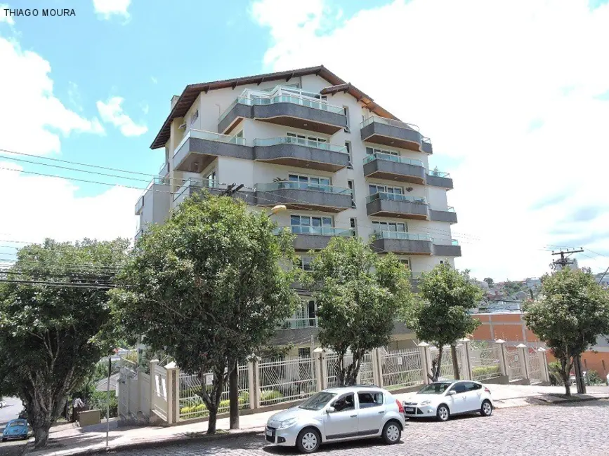 Foto 2 de Apartamento com 3 quartos à venda, 191m2 em Caxias Do Sul - RS