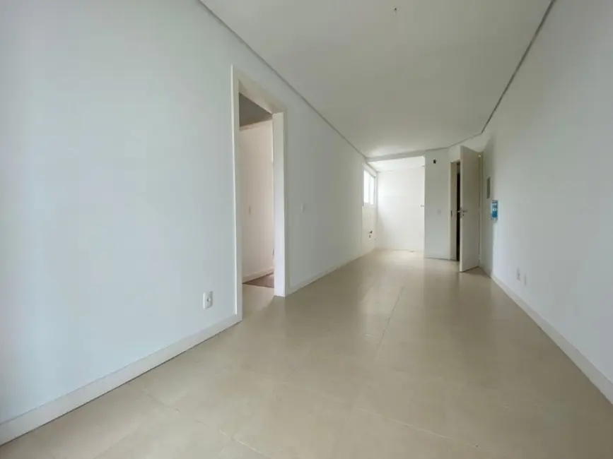 Foto 2 de Apartamento com 2 quartos à venda, 60m2 em Desvio Rizzo, Caxias Do Sul - RS