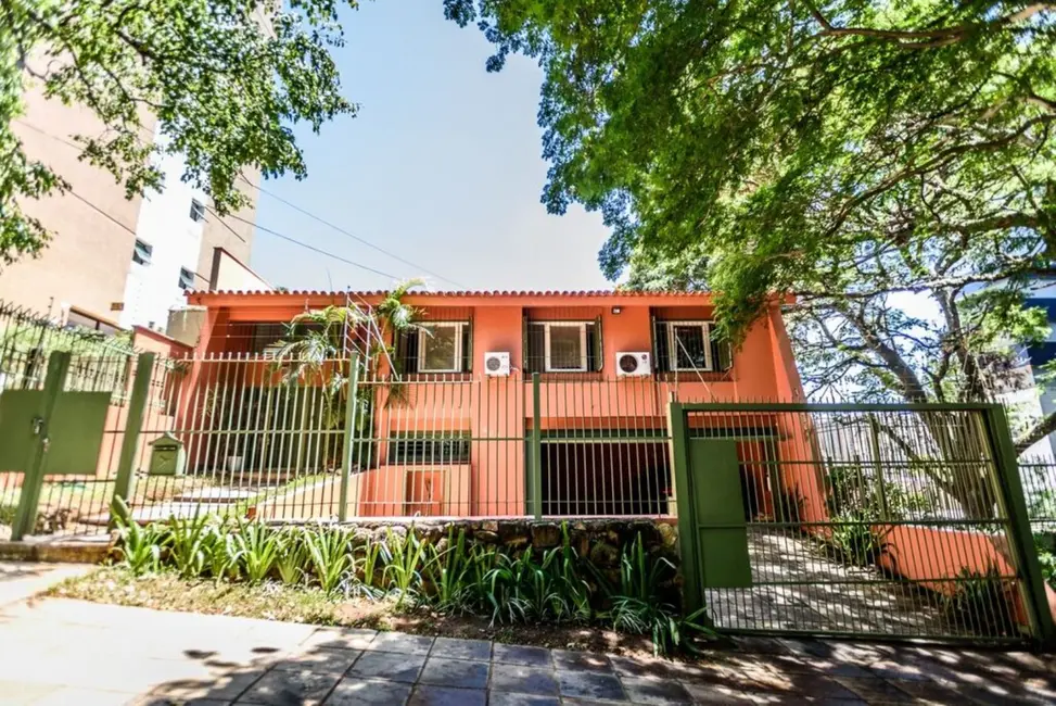 Foto 2 de Casa com 4 quartos à venda, 337m2 em Passo da Areia, Porto Alegre - RS