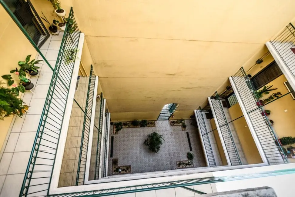 Foto 3 de Apartamento com 3 quartos à venda, 63m2 em São Sebastião, Porto Alegre - RS