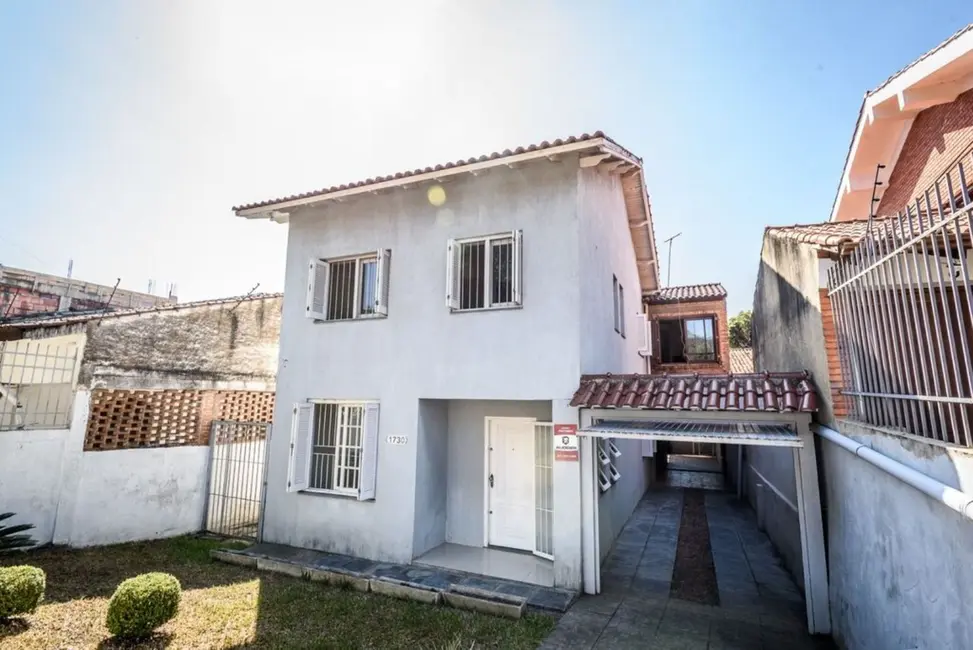 Foto 2 de Casa com 4 quartos à venda, 225m2 em Tristeza, Porto Alegre - RS