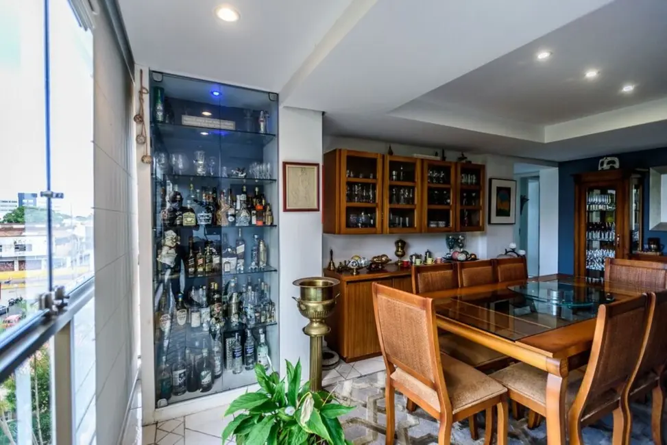 Foto 4 de Apartamento com 2 quartos à venda, 106m2 em Floresta, Porto Alegre - RS