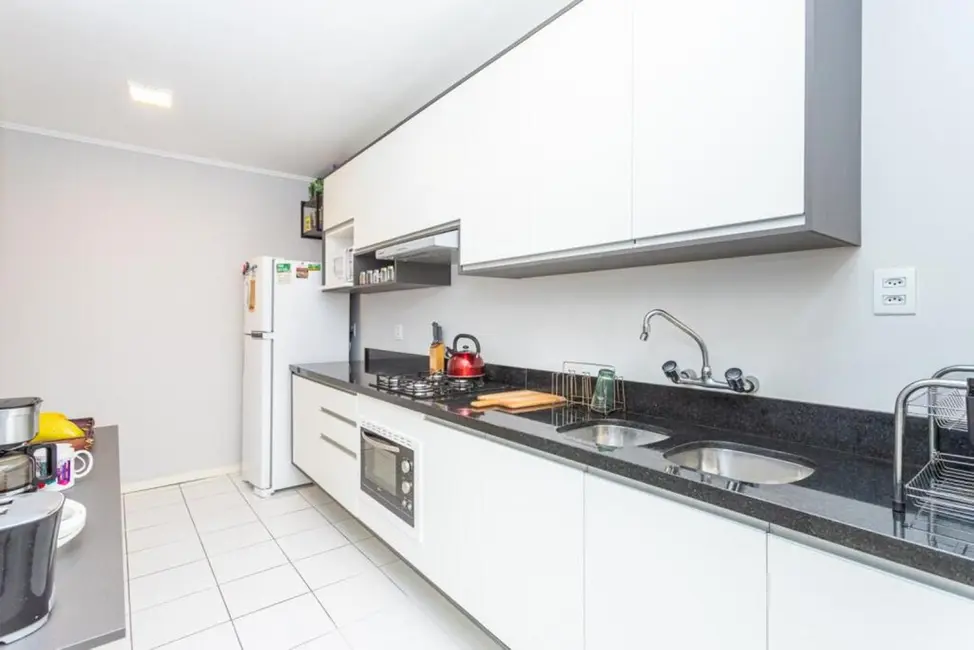 Apartamento com 2 quartos à venda, 84m2 em Menino Deus, Porto Alegre - RS - imagem 9 Foto 9 de Apartamento com 2 quartos à venda, 84m2 em Menino Deus, Porto Alegre - RS